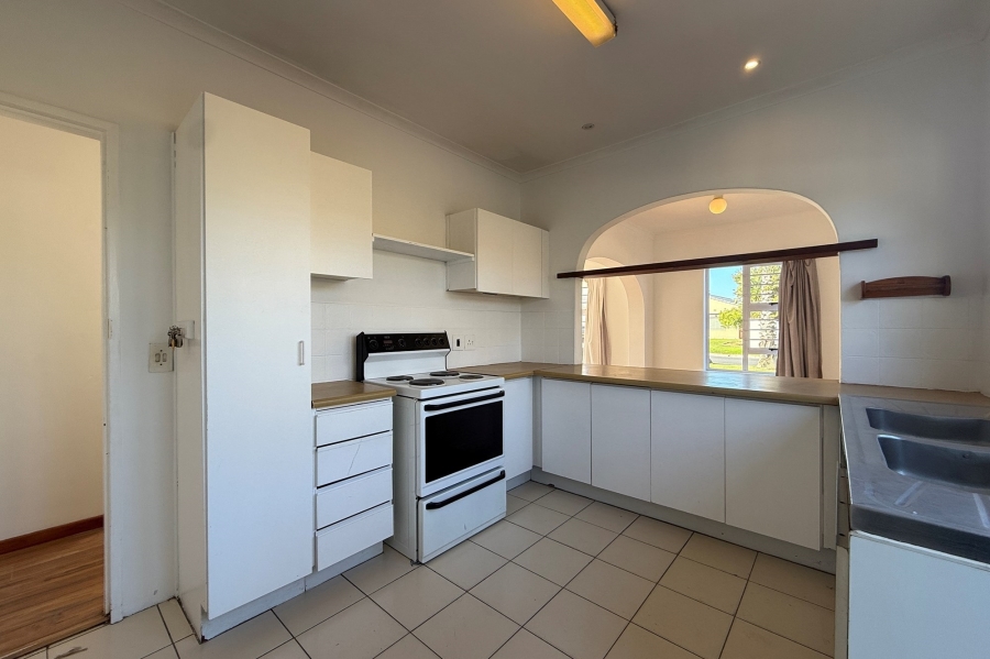 To Let 3 Bedroom Property for Rent in Flamingo Vlei Western Cape